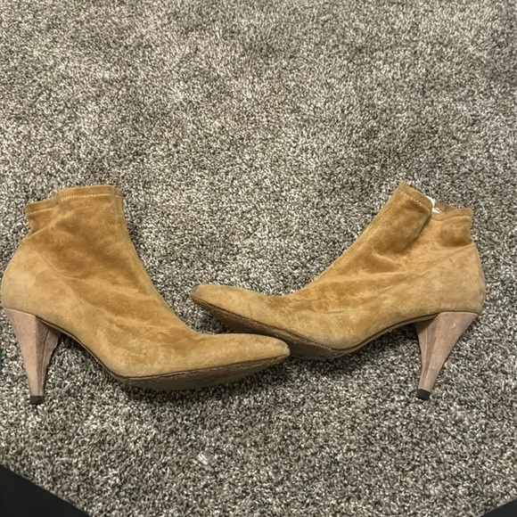 Alice and Olivia suede ankle boot size 38 - Picture 1 of 2